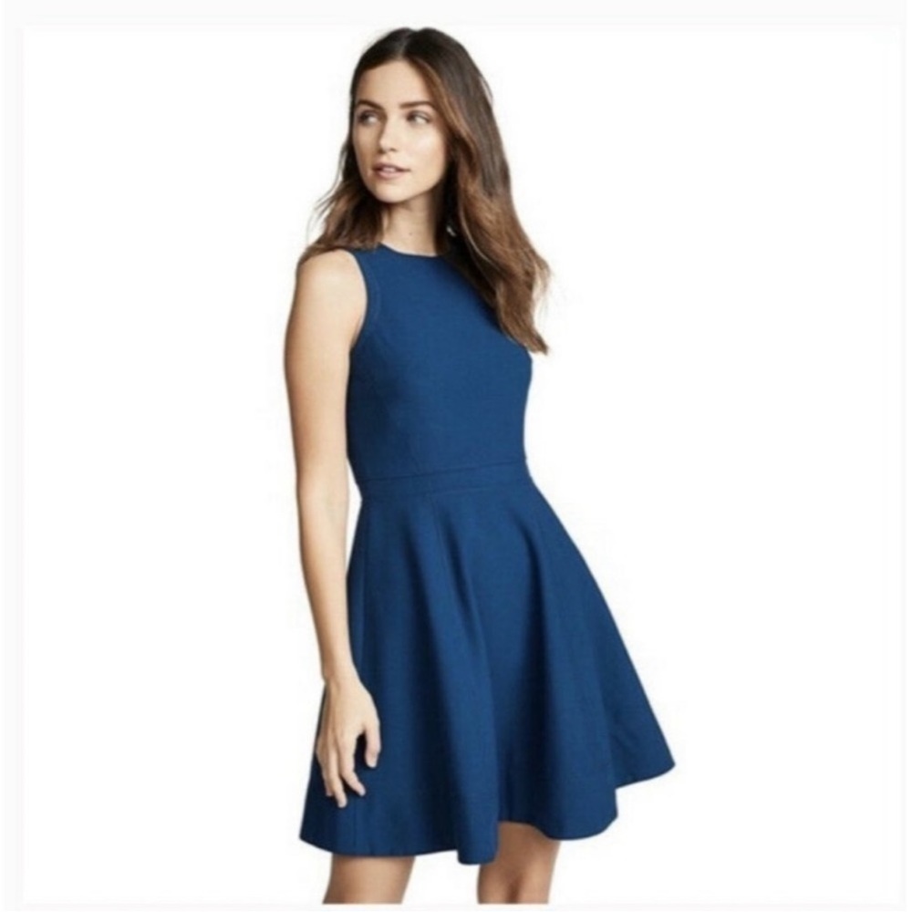 NWT cinq a sept Araceli Sleeveless Fit & Flare Dress Blue Lapis Size 4